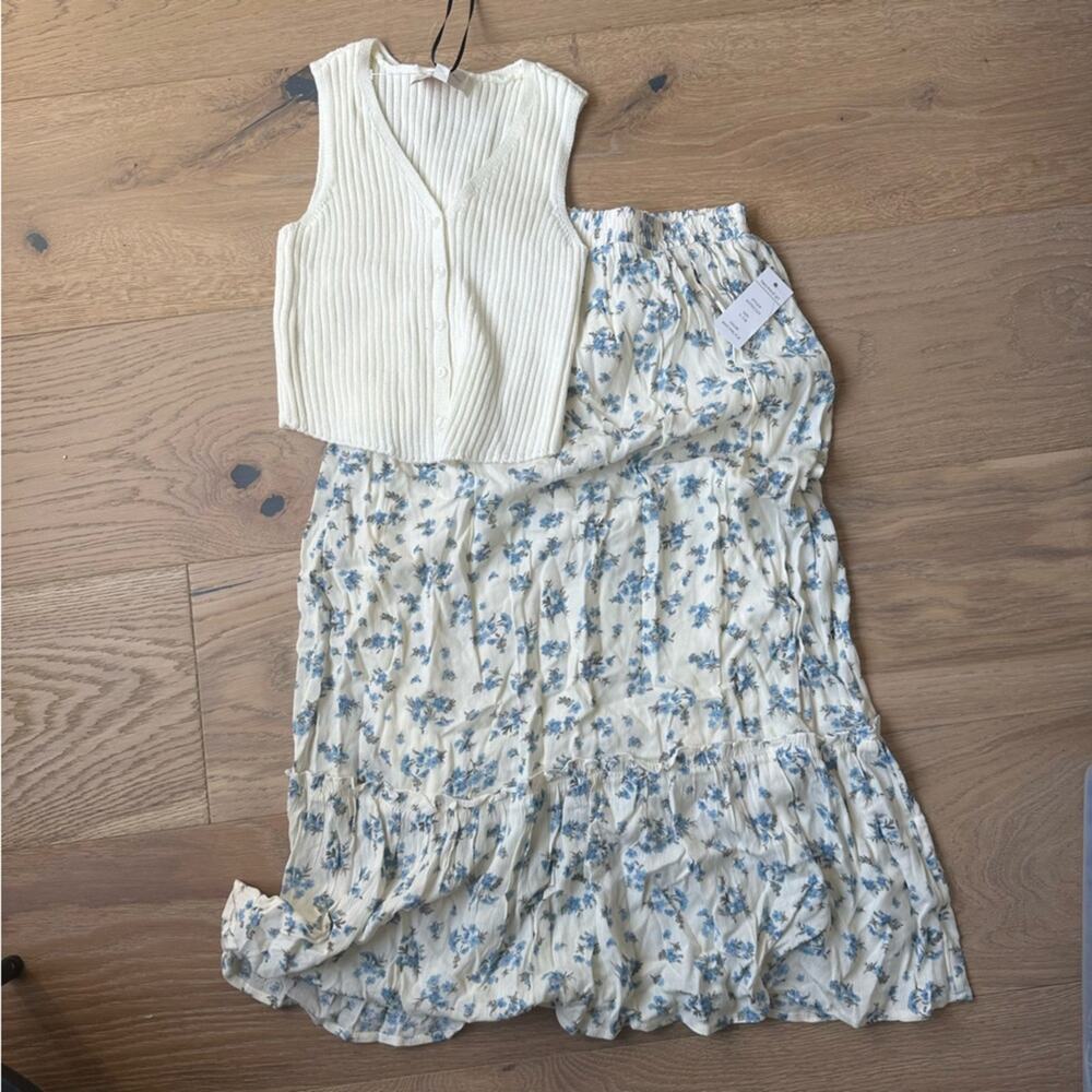 NWT Pink Republic Floral Skirt and Top Set Cream and Blue S